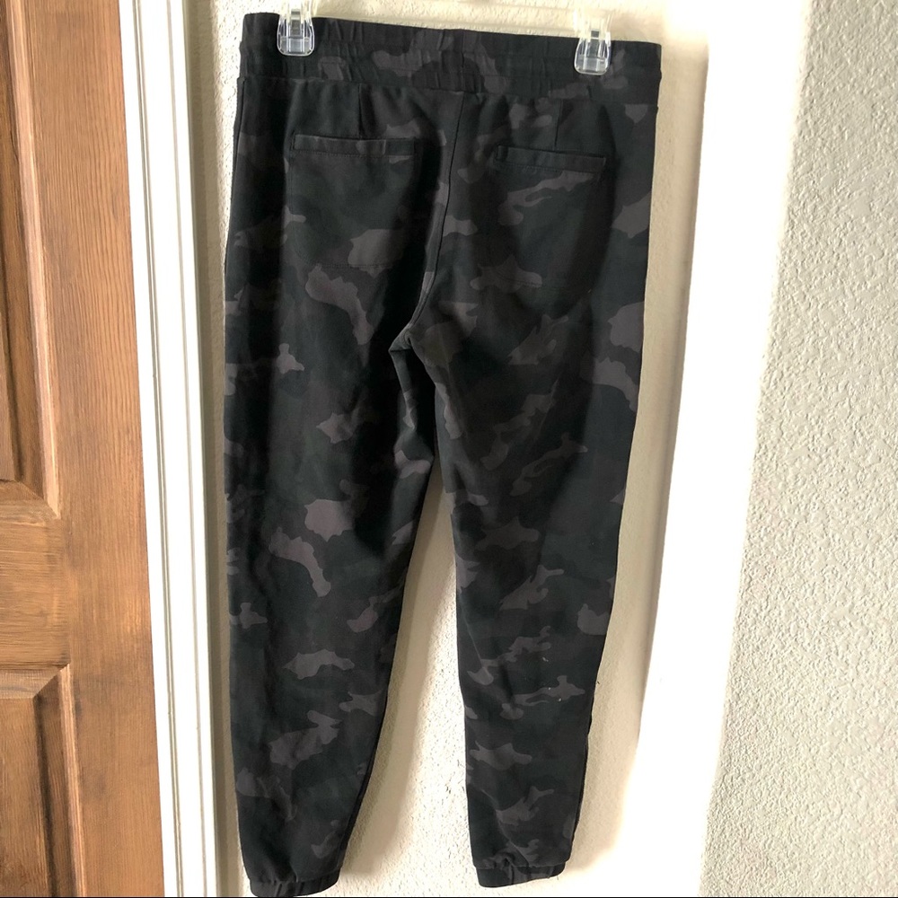 90 Degree by Relex Camo Jogger Pants Workout Camouflage Small Greens Gray - Picture 7 of 9